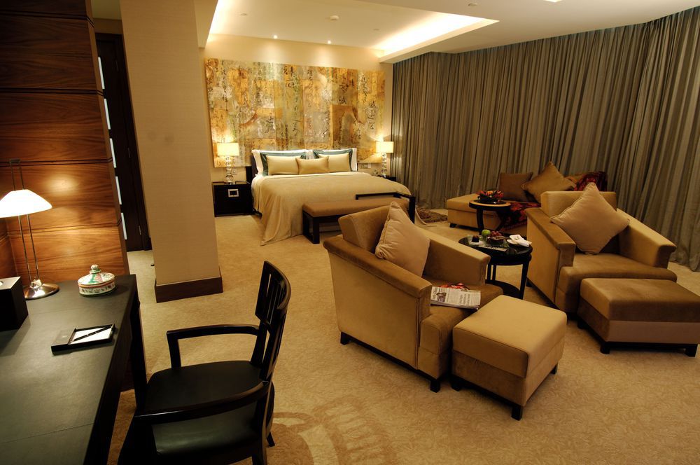 Grand Millennium Shanghai Hongqiao Room photo